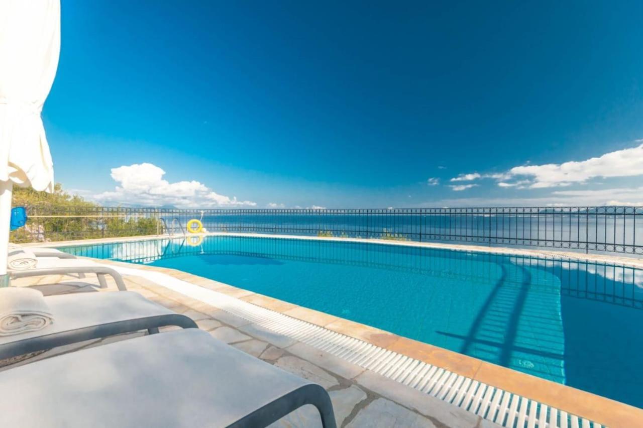 Spyros * Nisaki (Corfu)
